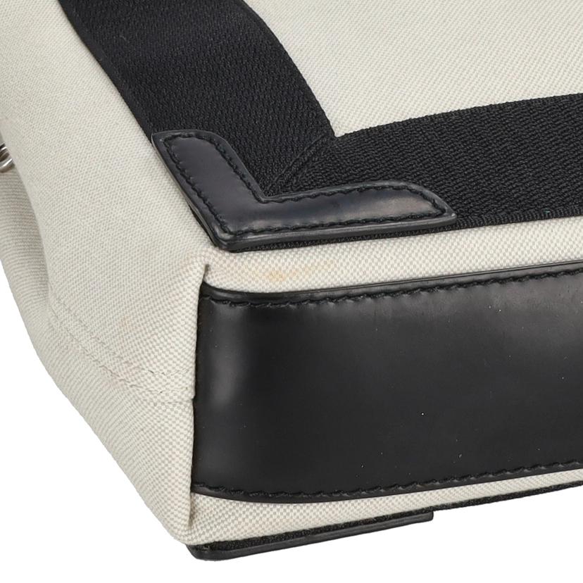 BALENCIAGA バレンシアガ/バレンシアガ カバスXS /390346//926**********/Aランク/75