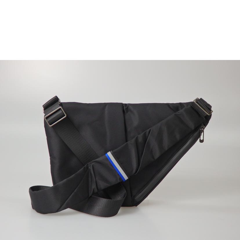 NIID URBANATURE ニード アーバンネイチャー/ボディバッグ//Aランク/76