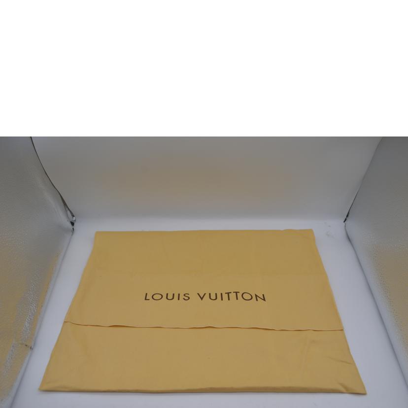 LOUIS VUITTON ルイヴィトン/ウィルシャーPM/ヴェルニ/ブルーニュイ/M93684//MI2***/Aランク/89