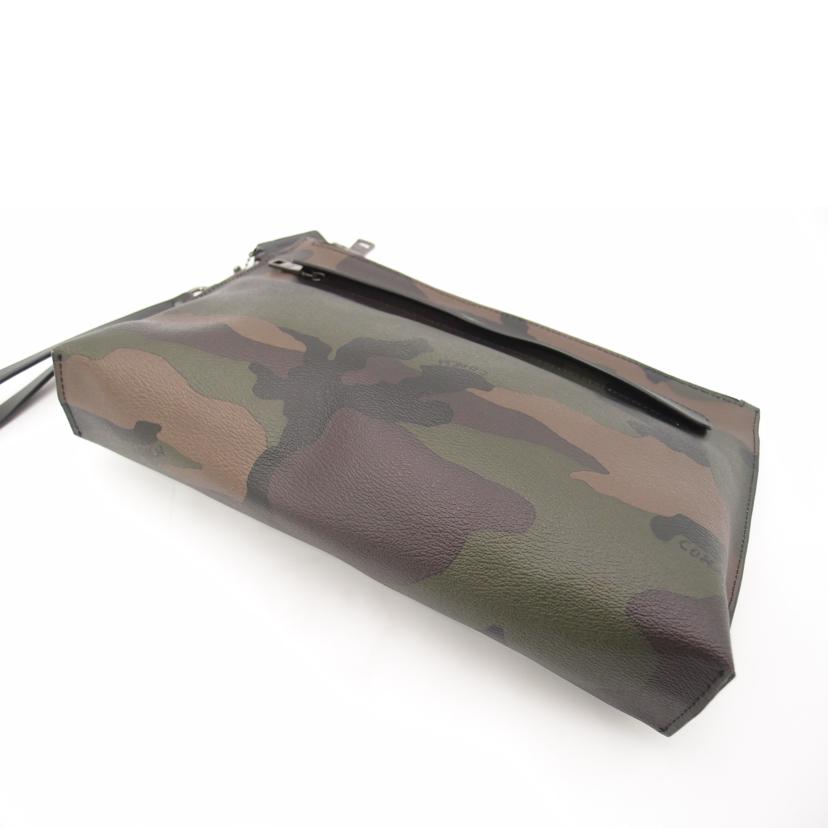 COACH コーチ/カモフラージュ柄セカンドバッグ/ブラック/F29127//K18**/SAランク/69