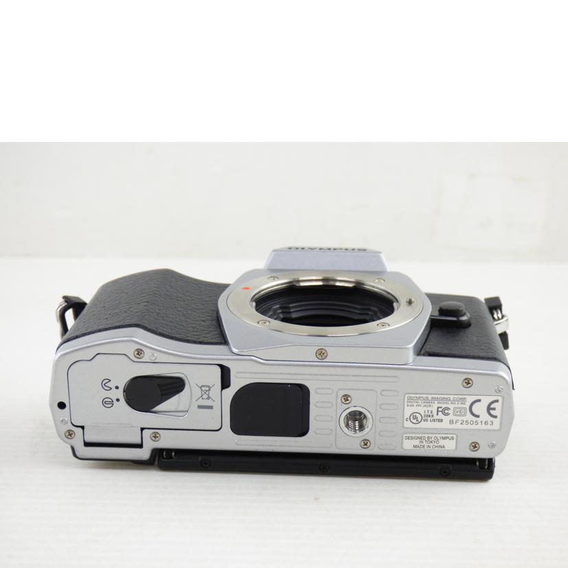 OLYMPUS オリンパス/ミラーレス一眼/OM-D EM-5//BF2505163/BCランク/64