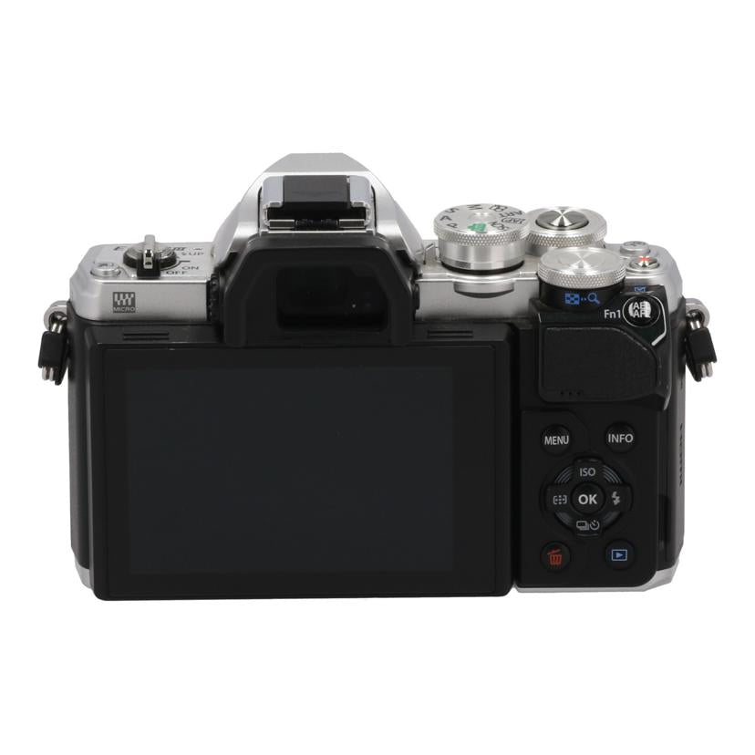 OLYMPUS オリンパス /ミラーレス一眼 ダブルズームキット/OM-D E-M10 Mark III EZ ダブルズームキット//BHXC06059/Bランク/24