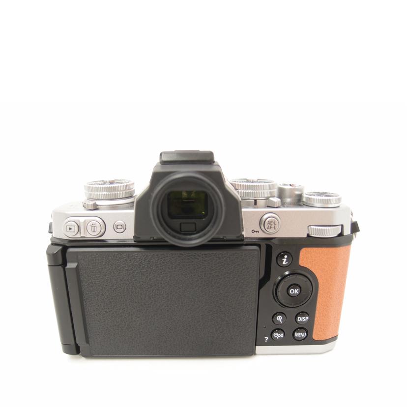 Nikon ニコン/プレミアムエクステリア ウォルナットブラウン/ミラーレス一眼/Zfcボディ//2002352/Aランク/69