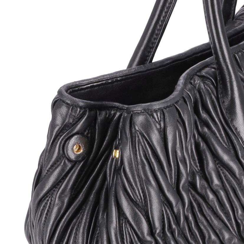 miu miu ミュウミュウ/miu miu/マテラッセ2WAYショルダー/ブラック//31/ABランク/75