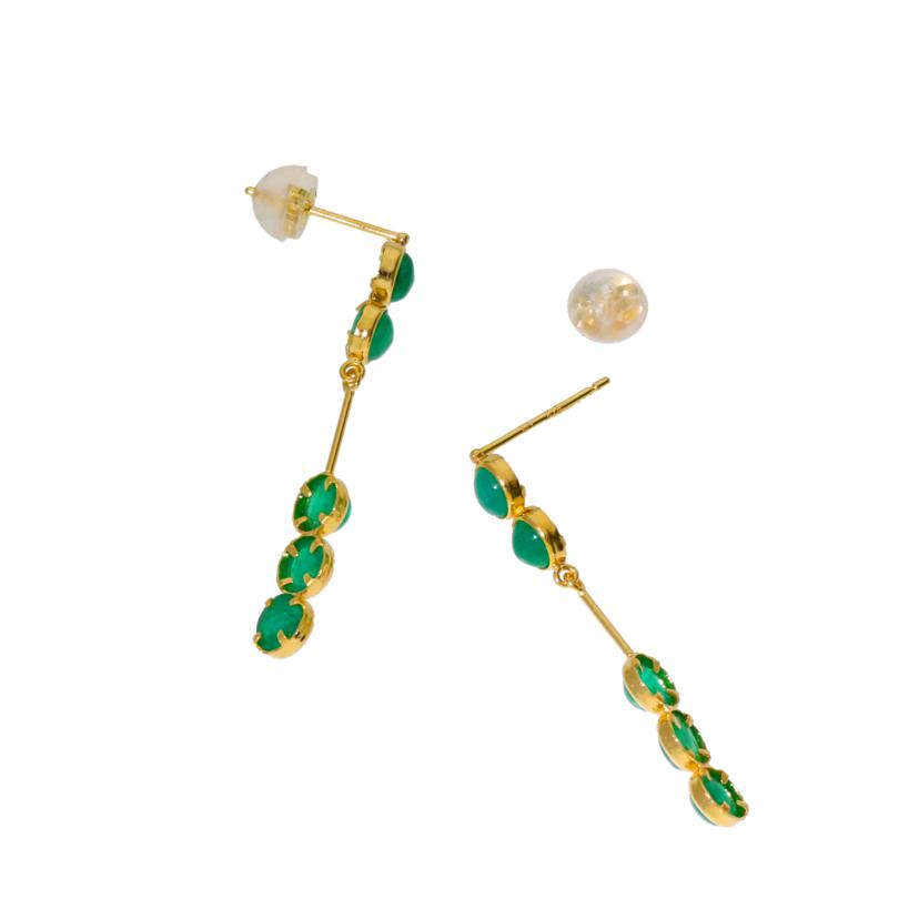 / K18エメラルドピアス//Aランク/92