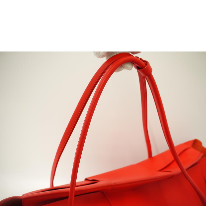BOTTEGA VENETA/マキシイントレチャートラージアルコトート/レッド系//Aランク/69