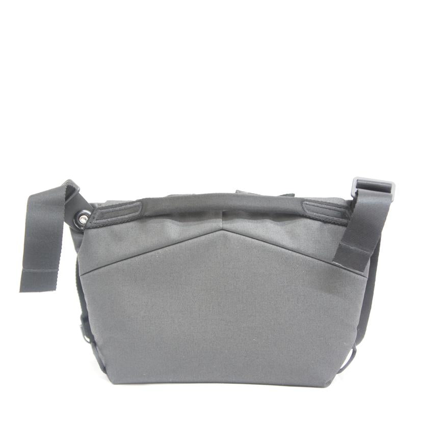 Peak design ピークデザイン/everyday sling 3L/カメラバッグ/ショルダー//ABランク/05