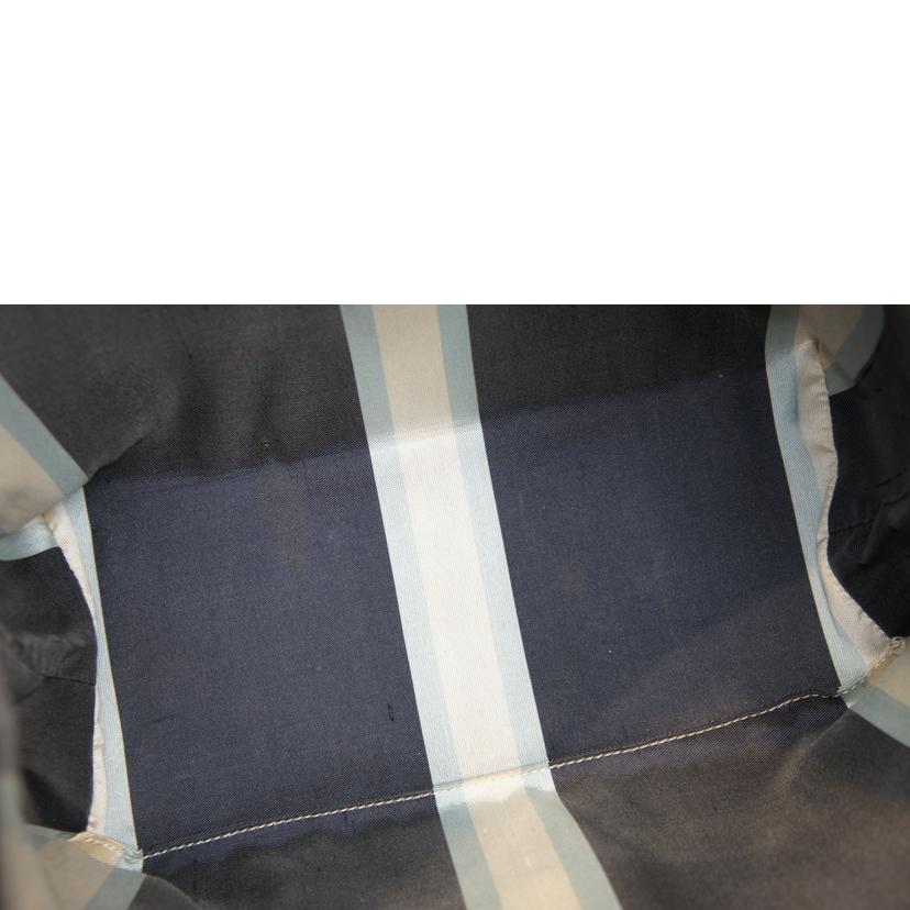 FENDI フェンディ/キャンバススイングトートネイビー//ABランク/92