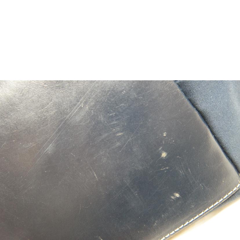 FENDI フェンディ/キャンバススイングトートネイビー//ABランク/92