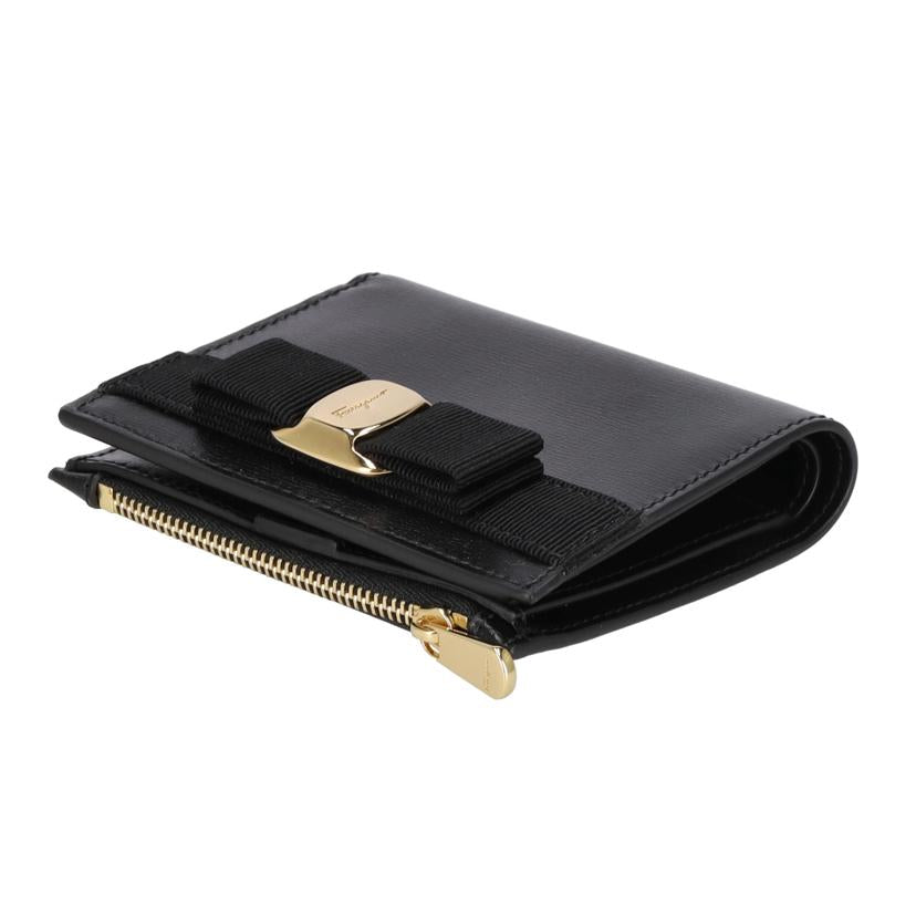 Sarvatore Ferragamo サルバトーレフェラガモ/ヴェラリボン二つ折り財布/22E009//SAランク/94