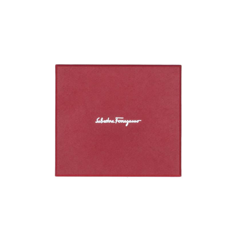 Sarvatore Ferragamo サルバトーレフェラガモ/ヴェラリボン二つ折り財布/22E009//SAランク/94