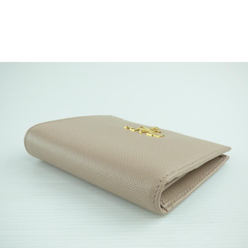 PRADA プラダ/サフィアーノ/レザー2つ折りコンパクト財布/1MV204//Aランク/64