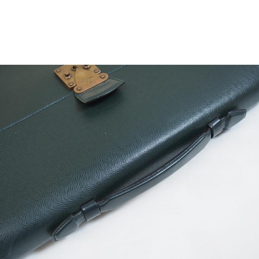 LV ルイヴィトン/セルヴィエット・クラド/タイガ/エピセア/M30074//VI0***/Bランク/71