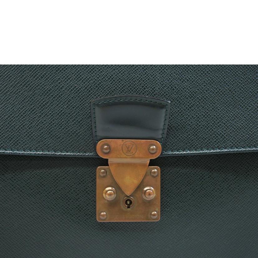 LV ルイヴィトン/セルヴィエット・クラド/タイガ/エピセア/M30074//VI0***/Bランク/71