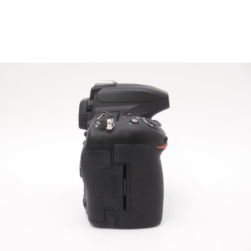 Nikon ニコン/デジタル一眼レフカメラ ボディ/D750//2076125/ABランク/69