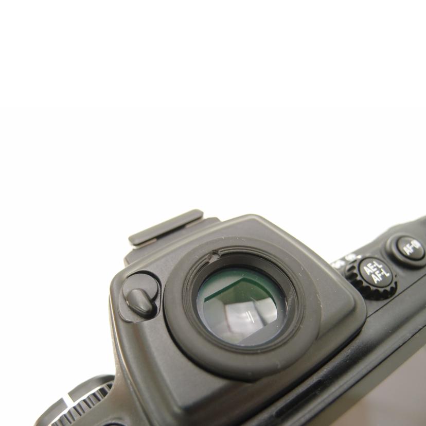 Nikon ニコン/デジタル一眼レフカメラ ボディ/D700//2172858/ABランク/69