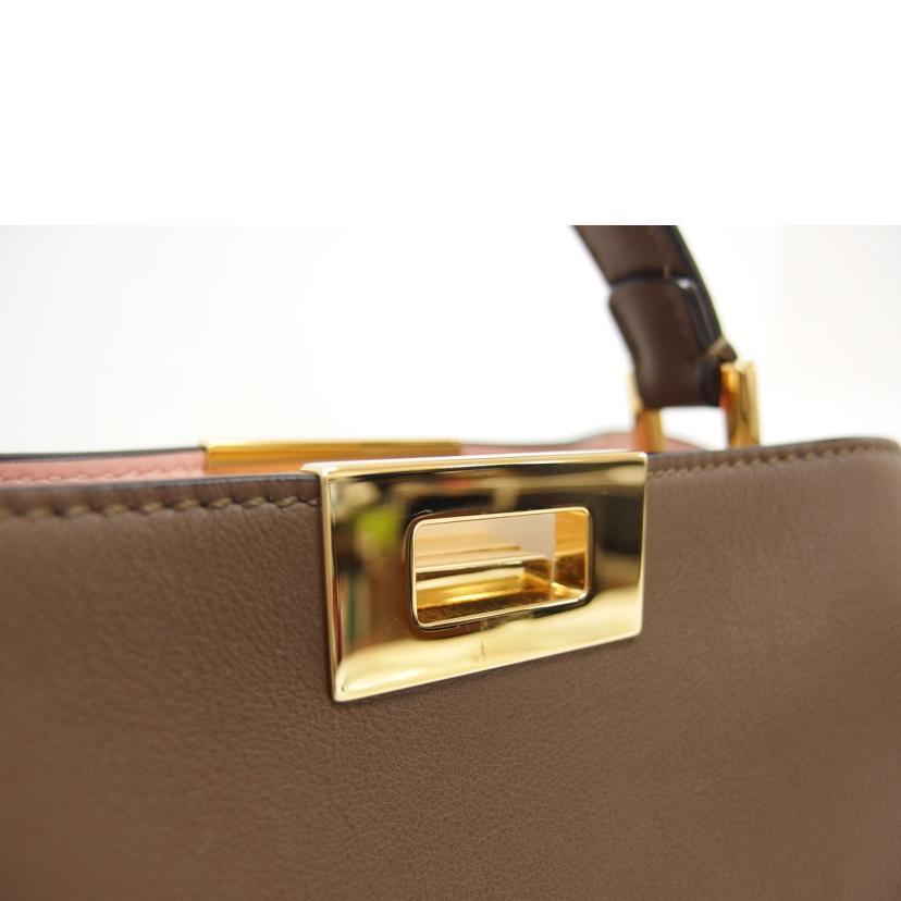 FENDI フェンディ/ピーカブー/アイコニックエッシンシャリー2WAYバッグ/8BN302//199******/Aランク/04