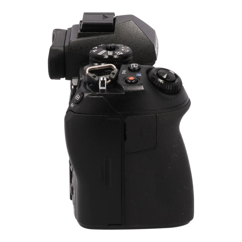 OLYMPUS オリンパス/ミラーレス一眼ボディ/OM-D E-M1 Mark II ボディ//BHUA09987/Bランク/77