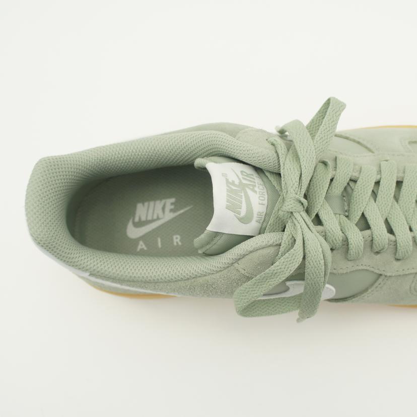 NIKE ナイキ/AIRFORCE1 '07LV8/FQ8714-300//Aランク/09