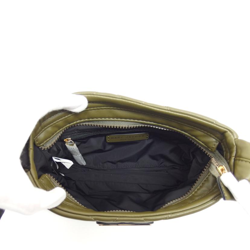 MARC JACOBS マークジェイコブス/キルティングショルダーバッグ/グリーン/H108M01RE21 307//Aランク/04