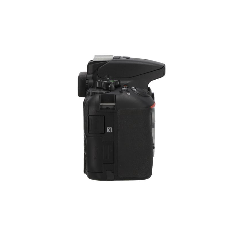 Nikon ニコン/デジタル一眼ダブルズーム/D5600/D5600ダブルズーム//2141551/Aランク/78