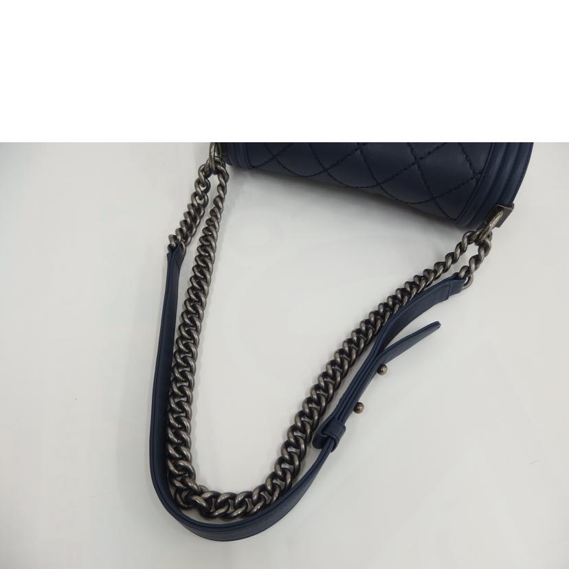 CHANEL シャネル/ボーイシャネルチェーンショルダー/ネイビー//189*****/ABランク/82