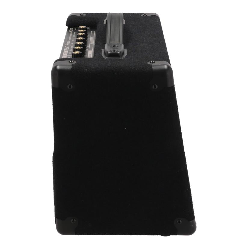Roland ローランド /ステレオキーボードアンプ/KC-110//ZZ01540/Bランク/81