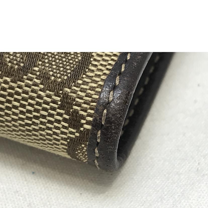 GUCCI グッチ/GGキャンパス ハートコンパクト/245727//534***/Bランク/51