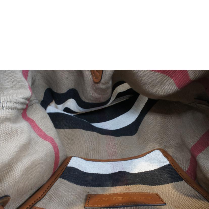 BURBERRY バーバリー/ノバチェックハートプリントキャンバスバックパック/リュック//Aランク/92