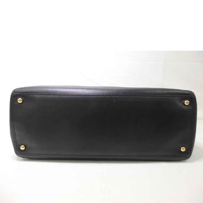 CHANEL シャネル/エグゼクティブトート/黒/ゴールド金具//133*****/ABランク/84