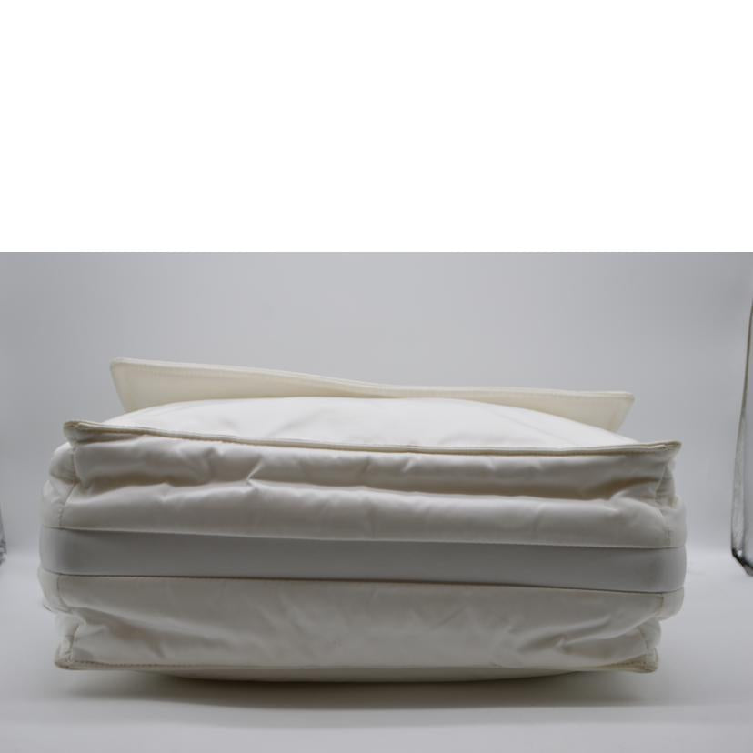 PRADA プラダ/Re-Nylonラージパデッドショルダー/ホワイト/1BD256//255******/ABランク/89