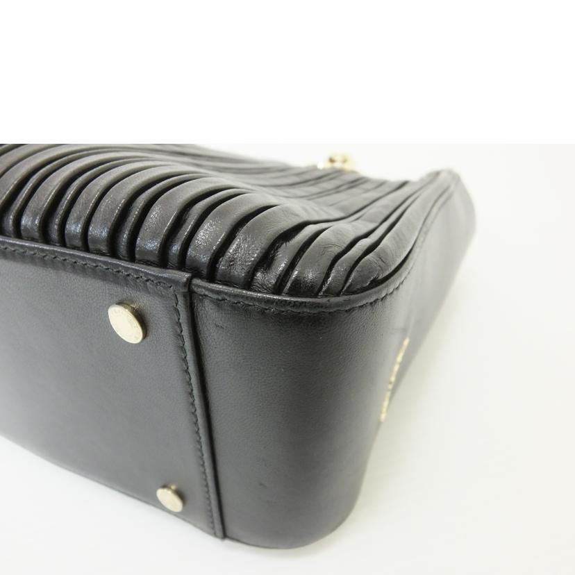 BVLGARI BVLGARI/モネーテチェーンレザートートバッグ/37360//Aランク/88