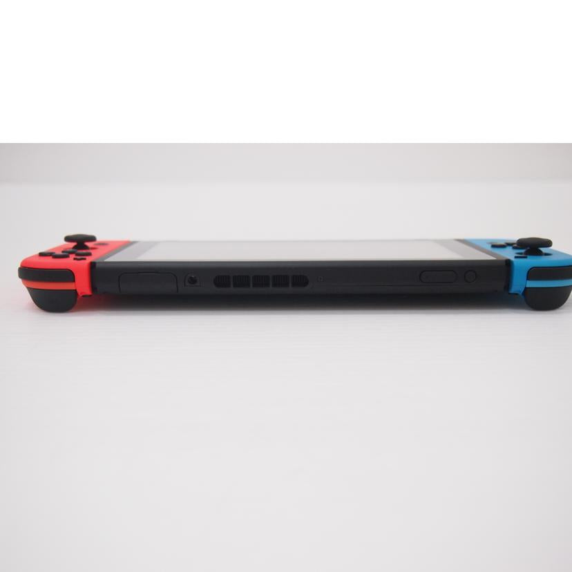 任天堂 任天堂/ニンテンドースイッチ本体ネオンブルー/レッド/HAD-S-KABAA//XKJ70071985599/Bランク/88