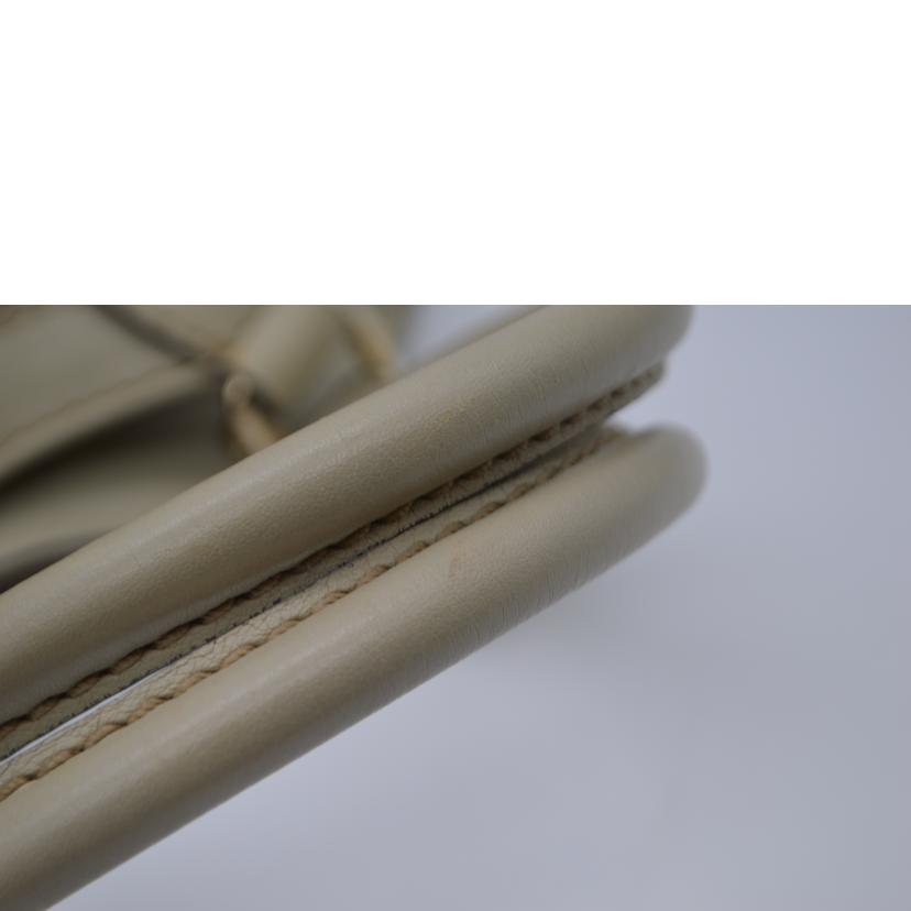 GUCCI グッチ/GGキャンバススーキーレザーハンド/アイボリー/211944//486***/ABランク/89