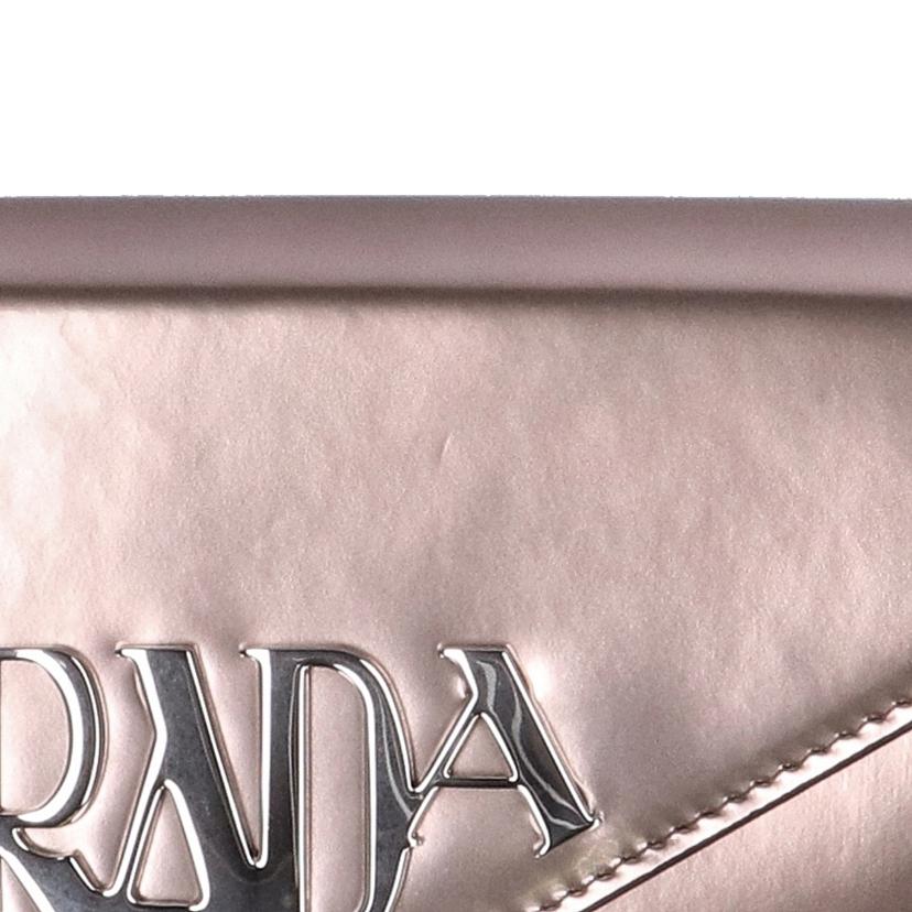 PRADA プラダ/メタリックレザーロゴフラップ2つ折財布/パスケース付/1MH037//107*/Aランク77