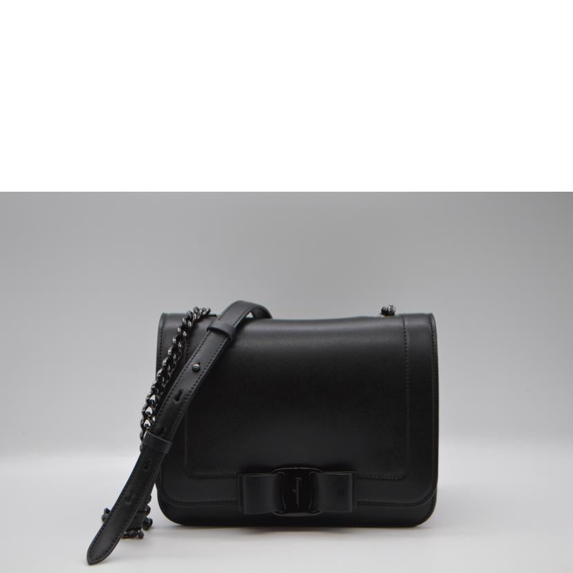 Ferragamo フェラガモ/ヴェラリボンカーフチェーンショルダー/ノワール/AU-21/G877//Aランク/89