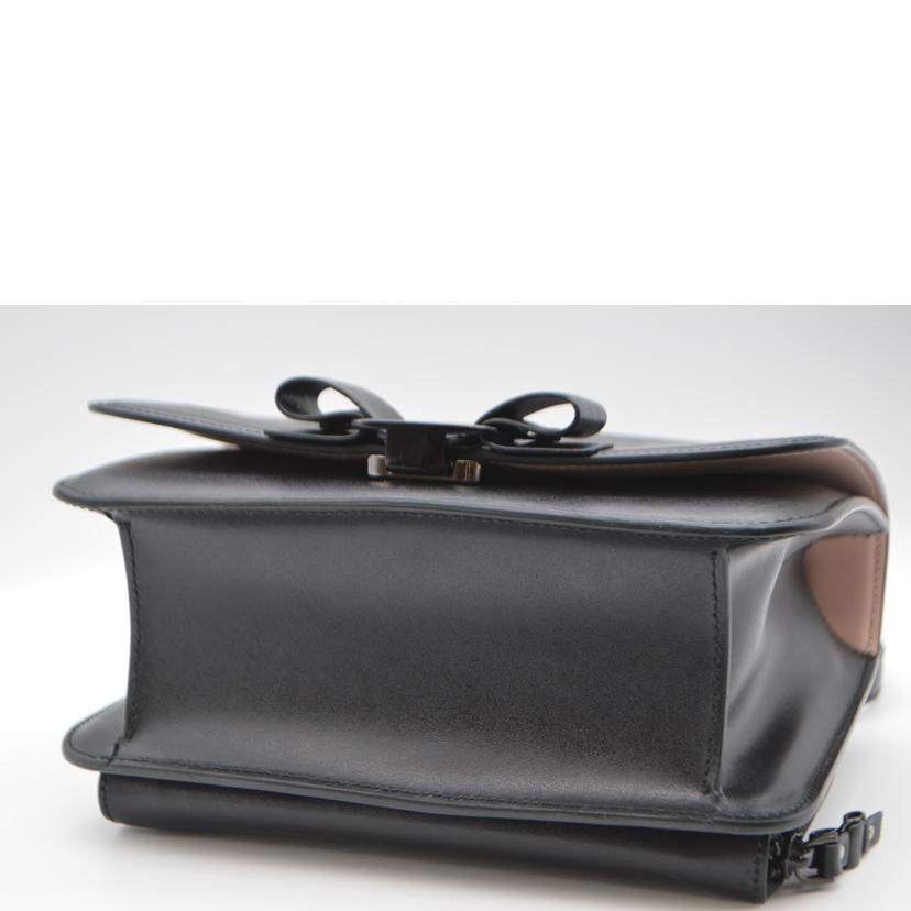 Ferragamo フェラガモ/ヴェラリボンカーフチェーンショルダー/ノワール/AU-21/G877//Aランク/89