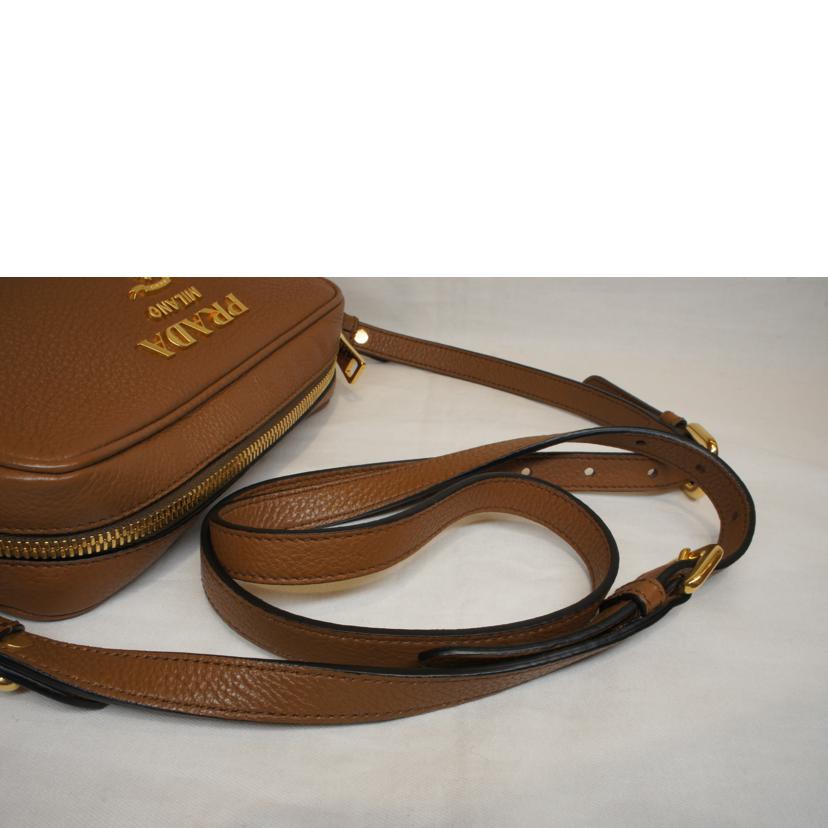PRADA プラダ/レザーカメラショルダーバッグブラウン/1BH096//158/Aランク/92