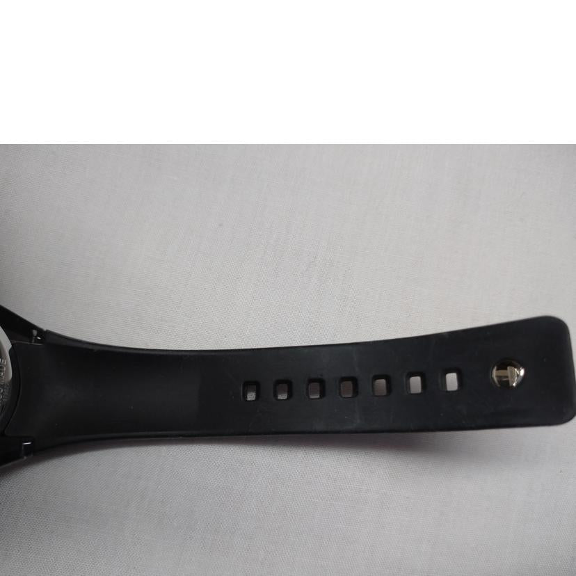 GUCCI グッチ/シンク レディース クォーツ/137.3//179*****/Bランク/52