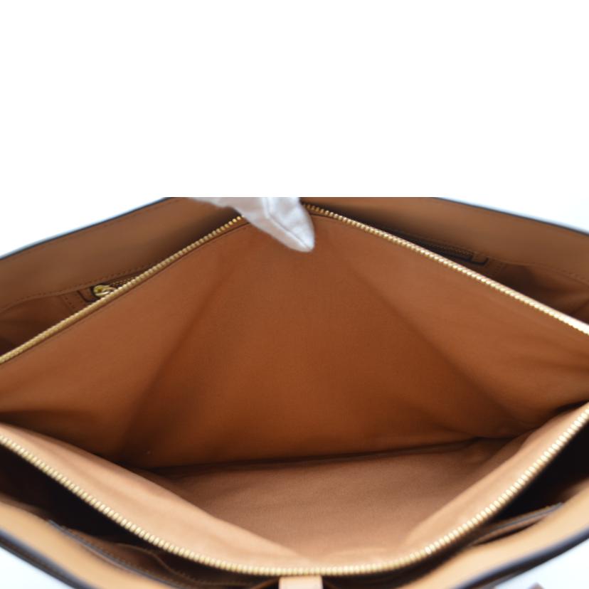 TORY BURCH トリーバーチ/ロビンソンラージレザートートOS/53063 900//Aランク/89