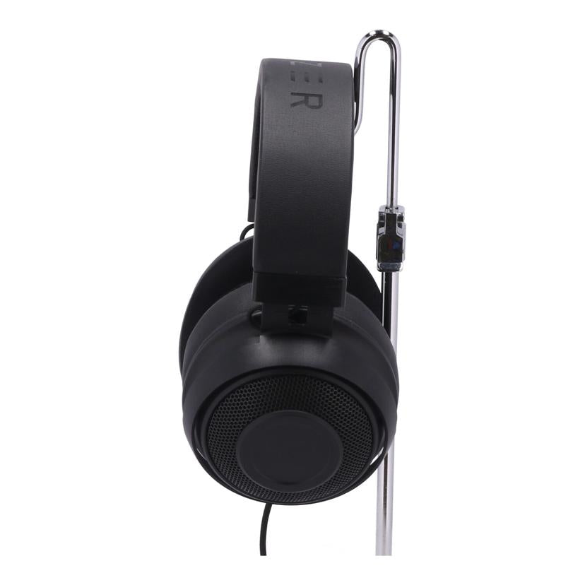 Razer レイザー /ゲーミングヘッドセット/KRAKEN/RZ04-02830100-R3M1 //JAN4589967501035/Bランク/77