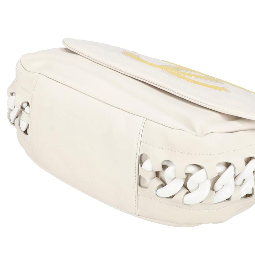 CHANEL シャネル/エナメルココマークレザーメッセンジャー/ホワイト//117*****/ABランク/75