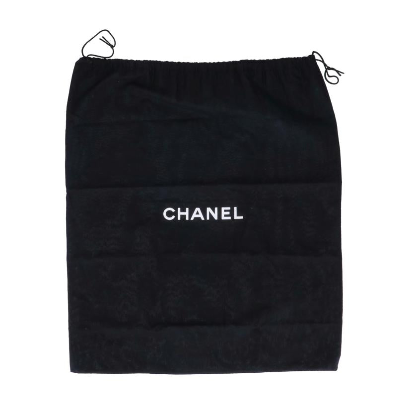 CHANEL シャネル/エナメルココマークレザーメッセンジャー/ホワイト//117*****/ABランク/75