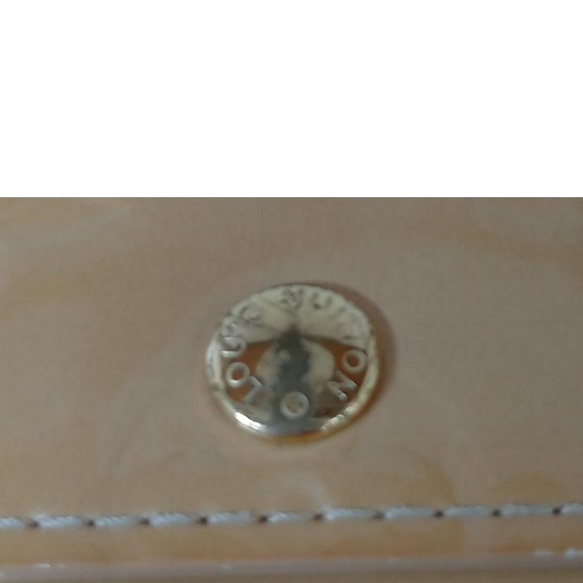 LV ルイヴィトン/ポルトモネクレディ ヴェルニ/M91380//TH1***/Bランク/52