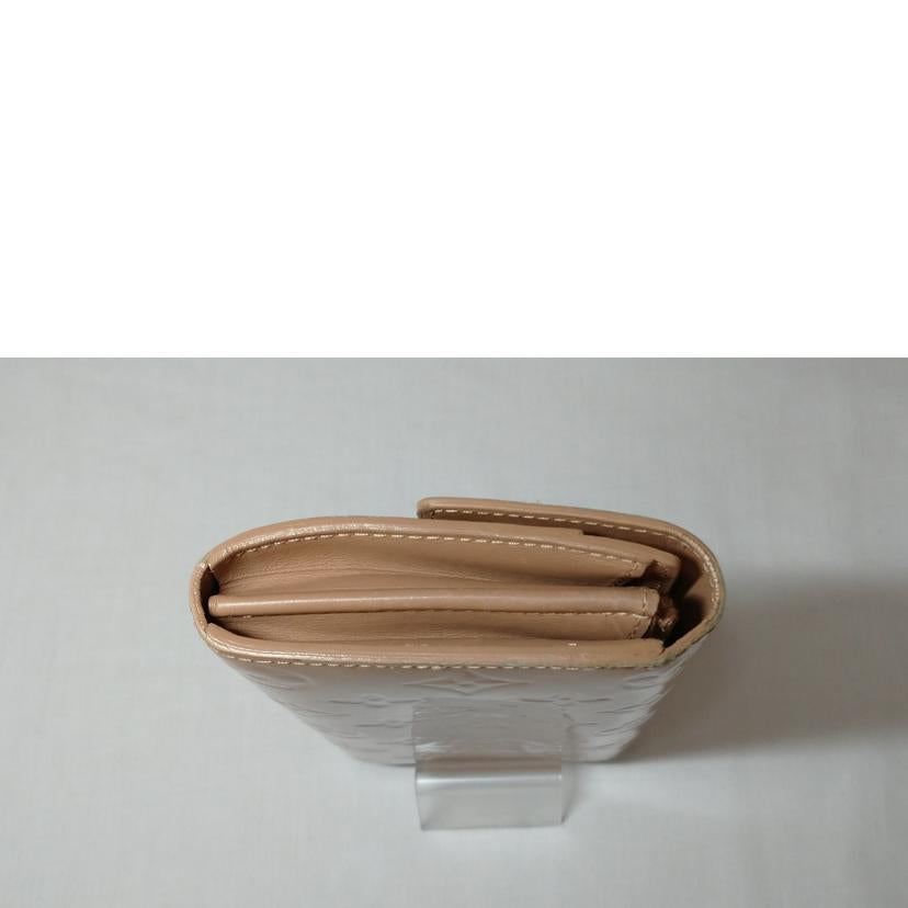 LV ルイヴィトン/ポルトモネクレディ ヴェルニ/M91380//TH1***/Bランク/52