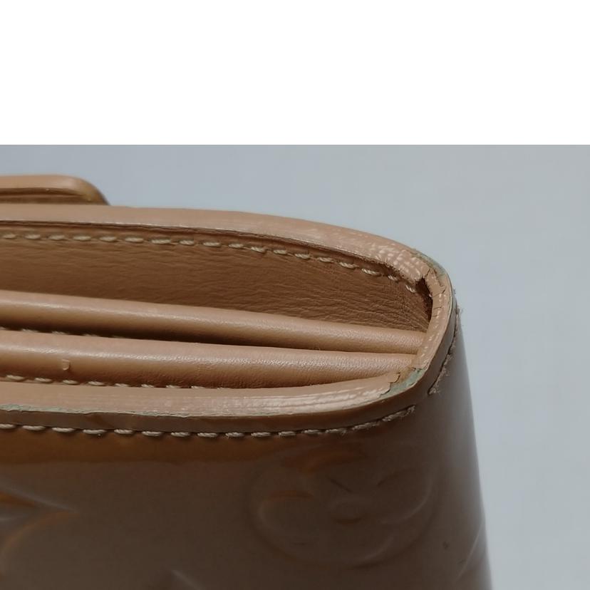 LV ルイヴィトン/ポルトモネクレディ ヴェルニ/M91380//TH1***/Bランク/52