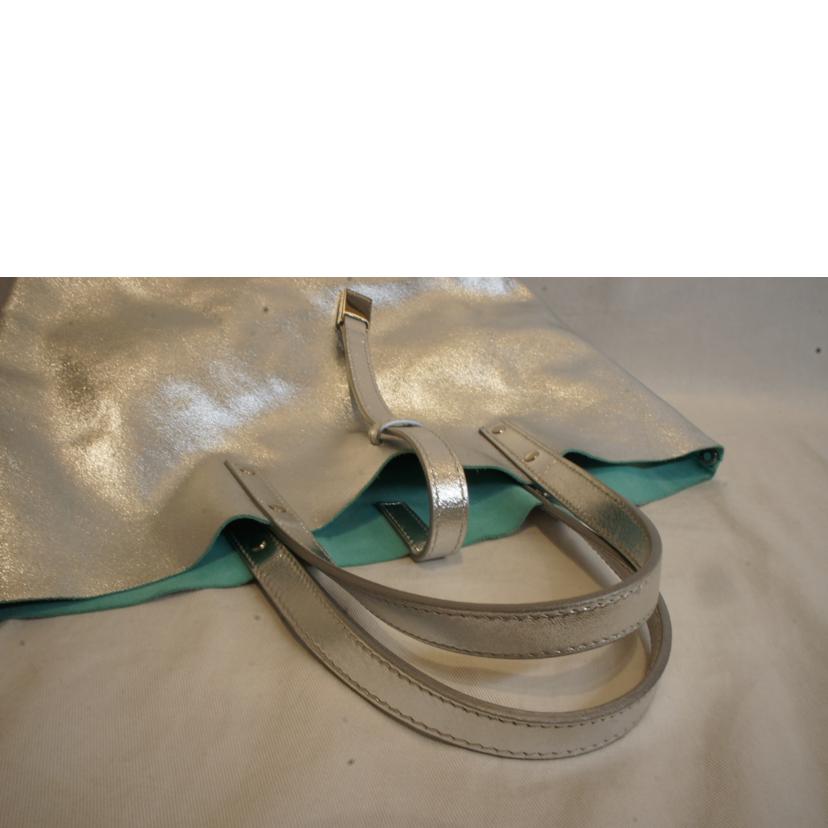 TIFFANY/リバーシブルシルバーレザーバッグ/ポーチ付//Aランク/92