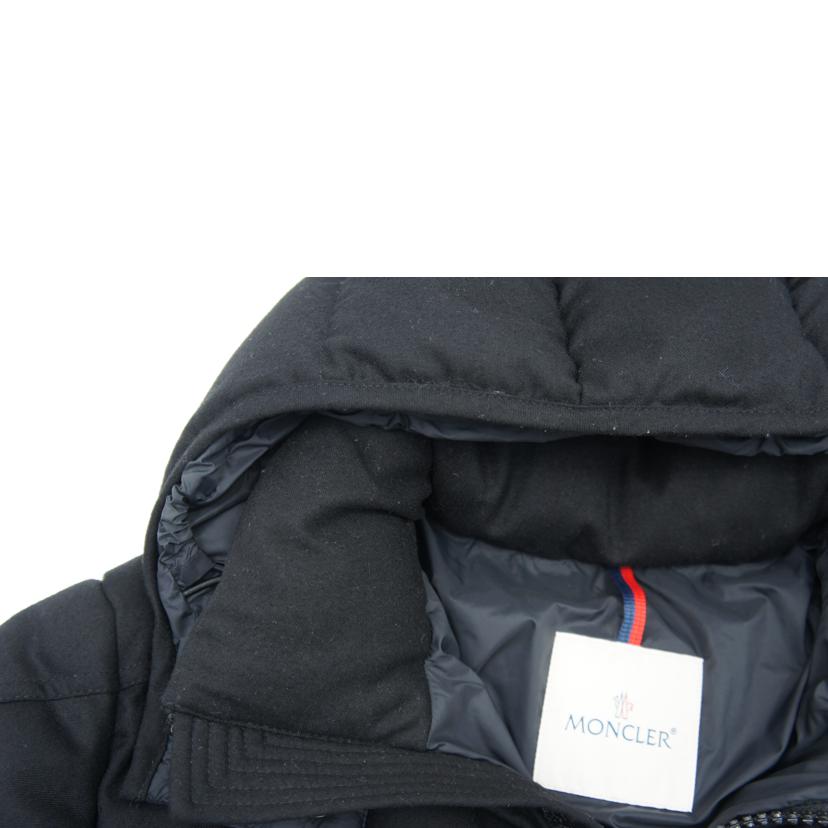 MONCLER モンクレール/ダウンジャケット/E20914033805 54272//ABランク/75
