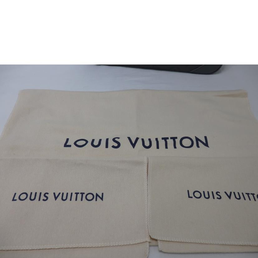 LV ルイヴィトン/デュオ・メッセンジャー/モノグラム・シャドウ/グレー/M46104//RFI****/SAランク/84