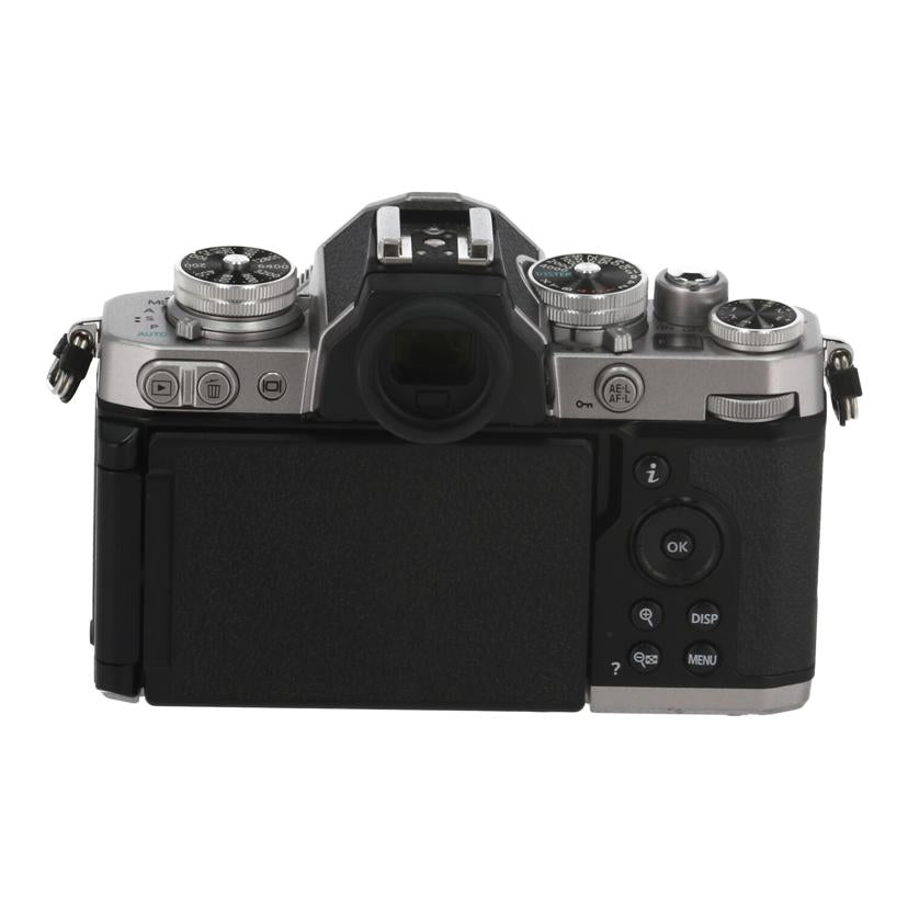 Nikon ニコン /ミラーレス一眼 レンズキット/Z fc 16-50 VR レンズキット//2031970/Bランク/04